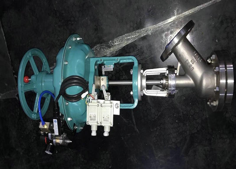 氣動上展式放料閥實物圖片 氣動上展式放料閥實物圖片