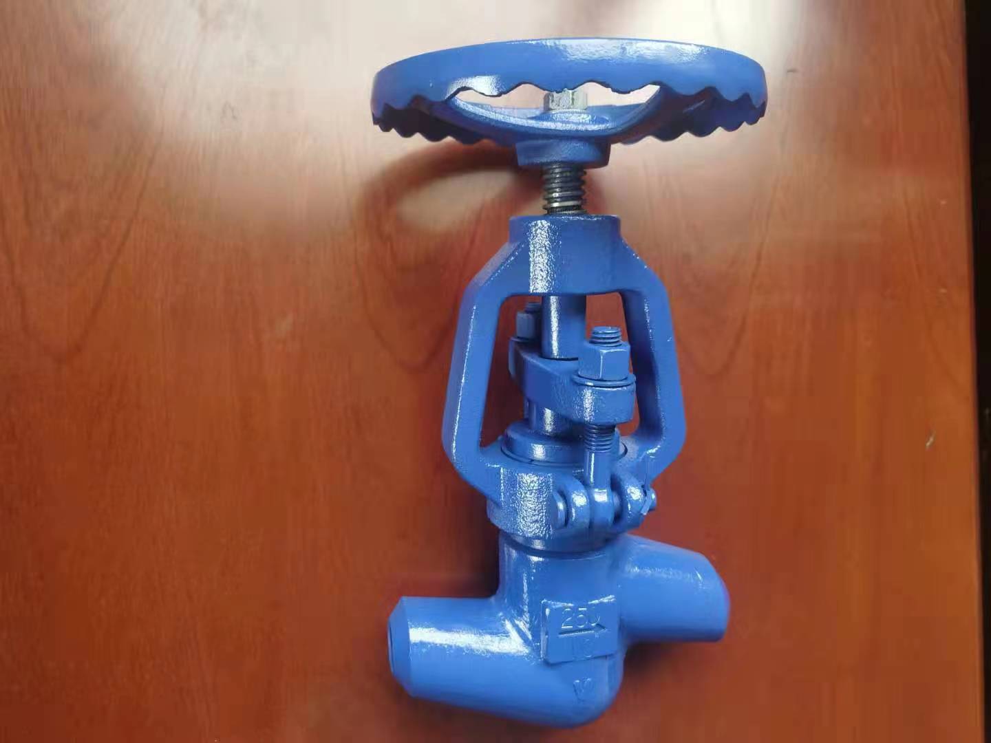 焊接式截止閥實(shí)物圖片 焊接式截止閥實(shí)物圖片