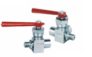 �����������y